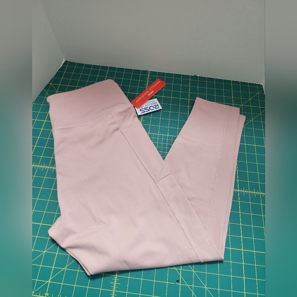NWT - Adrienne Vittadini Pink Leggings XL.  2 side pockets 1 side Zipper pocket - Picture 1 of 3